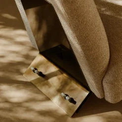 Aries Poltrona in Tessuto Bianco e Metallo Satinato Oro*Visionnaire Best