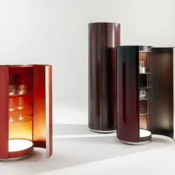 Armadio cilindrico rosso sfumato*Laura Meroni Hot