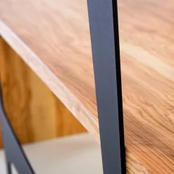 Armadio con panca Segno #2 di Flore & Venezia*Officine Tamborrino Sale