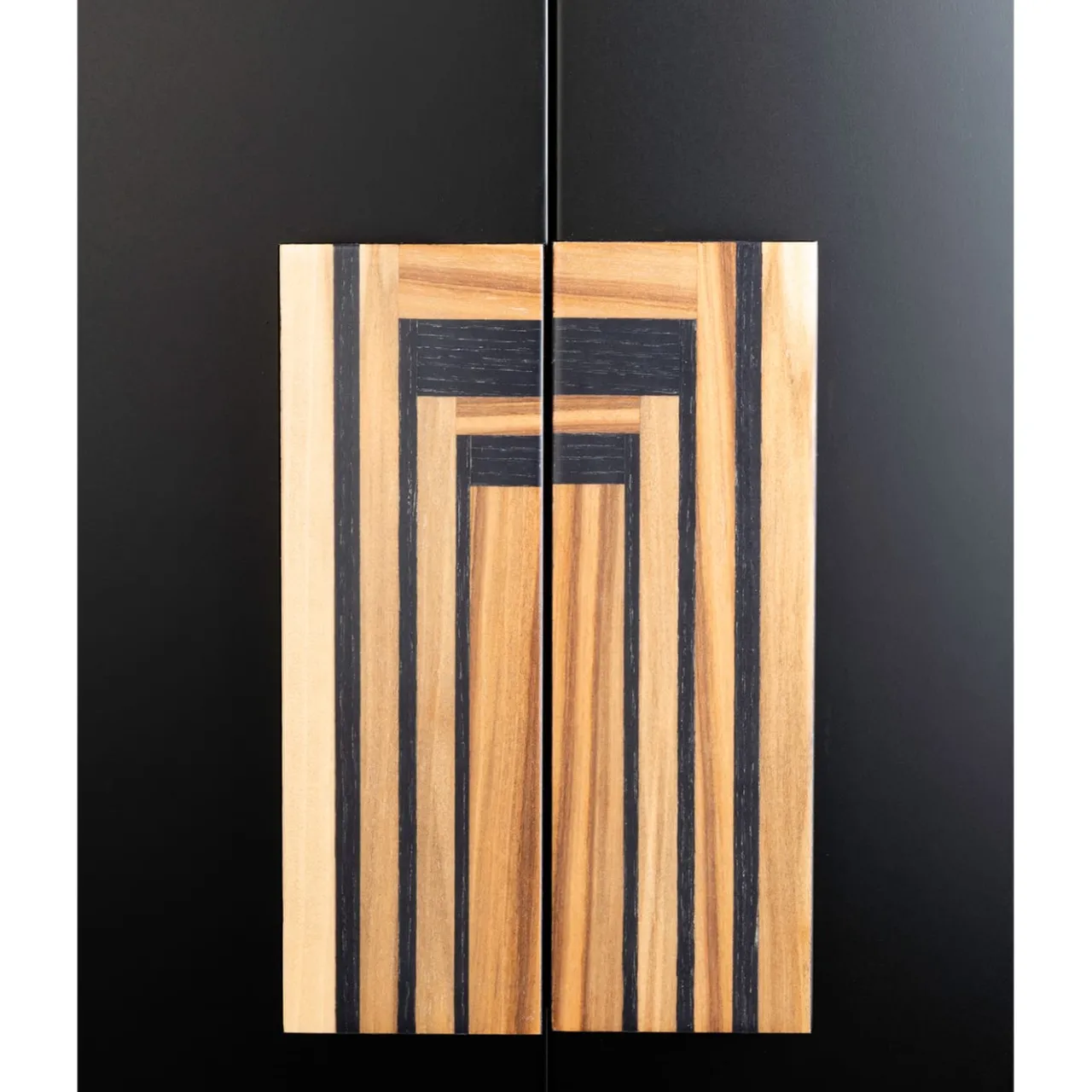 Armadio nero*Hebanon Fratelli Basile - 1830 Best