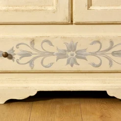 Cassettone Beige In Stile Tirolese Dipinto a Mano*Vangelista 1960 Clearance