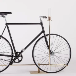 Cavalletto da parcheggio bi-traccia by Masanori Mori*Mingardo Clearance