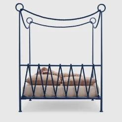 Cima Letto Matrimoniale con Baldacchino in Ferro Blu di Sovrappensiero Design Studio*Lispi Sale