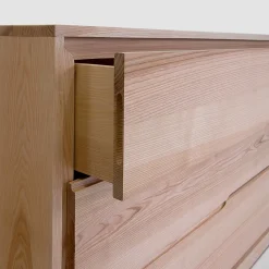 Comò asimmetrico in frassino*Ebanisteria Roberto Gambella Sale