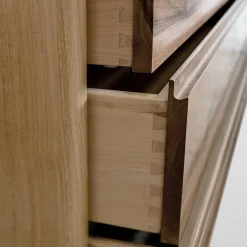 Comò Minimalista in Noce e Castagno*Ebanisteria Roberto Gambella Outlet