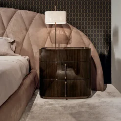 Comodino a 3 cassetti Mayfair di Dainellistudio*Daytona