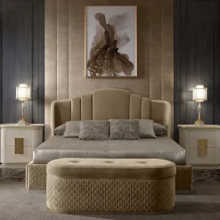 Comodino bianco e oro*A.R. Arredamenti New