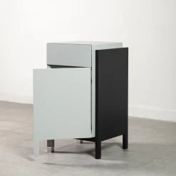 Comodino in legno laccato grigio e nero opaco*Paolo Pallucco Clearance