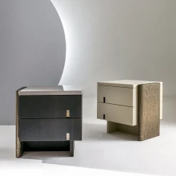 Comodino Outfit in Rovere Termocotto con Dettagli in Bronzo*Laura Meroni Sale