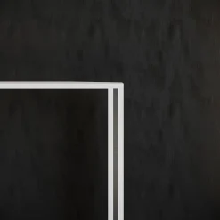 Console Innis in marmo bianco con inserto in metallo*L'Eccesso