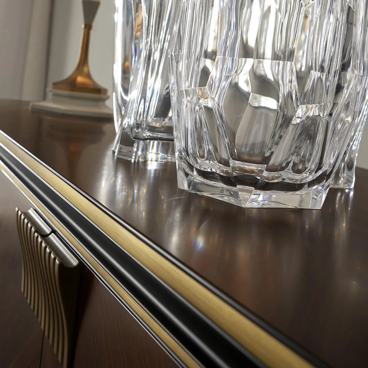 Credenza a 4 ante in palissandro*A.R. Arredamenti Discount