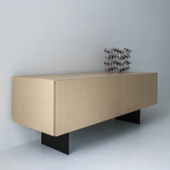 Credenza a righe*Bottos Design Italia by Sebastiano Bottos Outlet