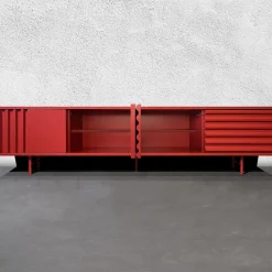 Credenza B-Side rosso fuoco a 4 ante in MDF*DLA Design Lab Best