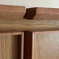 Credenza quadrata a 4 ante in rovere di Mascia Meccani*Meccani Design Discount