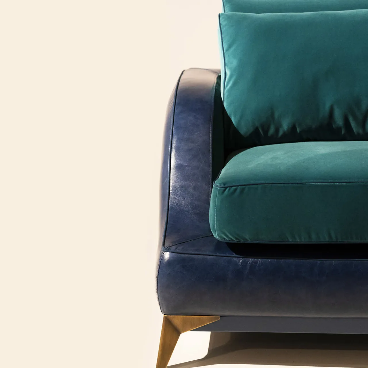 Divano Couch pelle blu e velluto ottanio*Mantellassi 1926 Discount