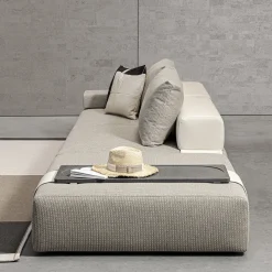 Divano da Esterno Linosa in Tessuto Grigio e Pelle*Meroni & Colzani New