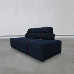 Divano Docker in velluto blu navy*DLA Design Lab Sale