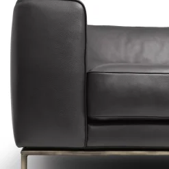 Divano Roger nero di Dainellistudio*Daytona Sale