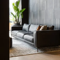 Divano Roger nero di Dainellistudio*Daytona Sale