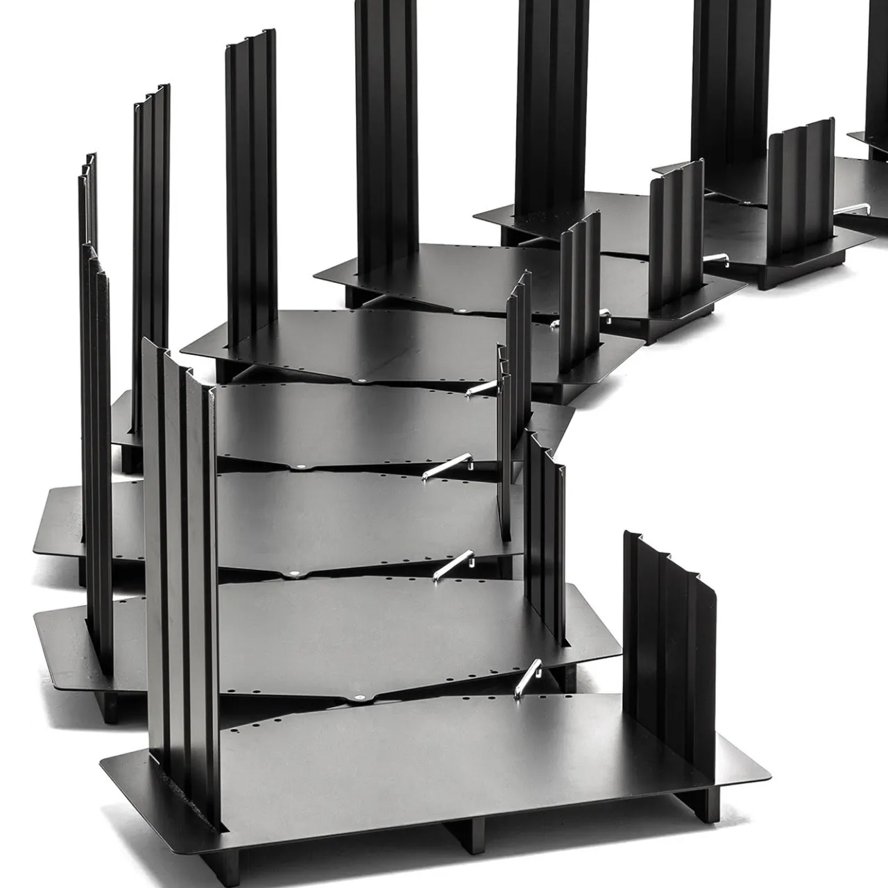 Divano rosso Osaka di Pierre Paulin*La Cividina Outlet