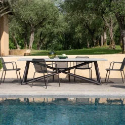 Larte 260 Tavolo da pranzo outdoor rettangolare in pietra grigia peperino e acciaio marrone*Veltha Outdoor Stone Design Discount