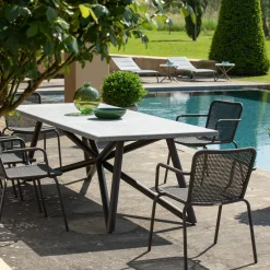 Larte 260 Tavolo da pranzo outdoor rettangolare in pietra grigia peperino e acciaio marrone*Veltha Outdoor Stone Design Discount