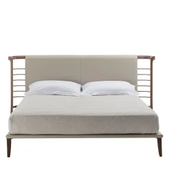 Letto matrimoniale Dolfin in pelle beige e legno*Carpanelli Sale