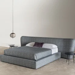 Letto Royale in tessuto blu di Castello Lagravinese*Casamilano Online