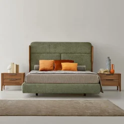 Letto Tobia in Bouclé Oliva con Struttura in Noce Canaletto*Modesign Sale