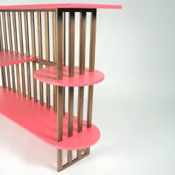 Libreria Lido a tre livelli in legno rosa*Medulum Hot