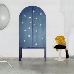 Mobile contenitore Blossom Blue con doppie ante e inserti in ceramica*Sergio Mannino Studio Outlet