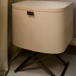 Mobile laterale Earl Grey di Archer Humphryes Architects*Fratelli Boffi