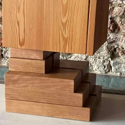 Mobiletto Totem Maya di Pietro Meccani*Meccani Design Outlet