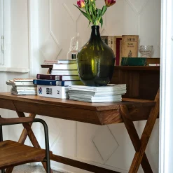 Navarra 4.07.1 Scrittoio in noce di C.R. & S.*Riva 1920 Hot