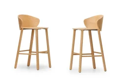 Non sgabello da bar in legno #4*TRUE Outlet