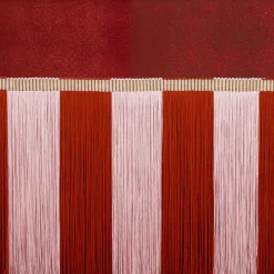 panchina in velluto rosso con frangia bicolore*Lorenza Bozzoli Couture Clearance