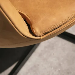 Poltrona Calice di Patrick Norguet*La Manufacture New