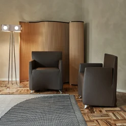 Poltrona Caprilarge in pelle marrone di Hannes Wettstein*Baleri Italia Clearance