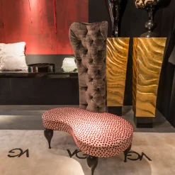 Poltrona Carlos in legno e tessuto*VGnewtrend New