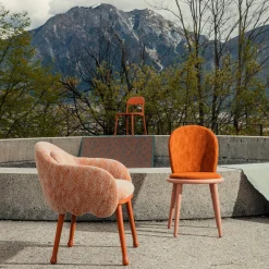 Poltrona Corolla 270 Orange di Cristina Celestino*Billiani 1911 Sale