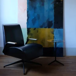 Poltrona da ufficio girevole Endo in pelle nera*Epònimo