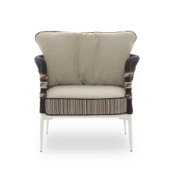 Poltrona Eva a corde orizzontali per esterni di Antonio Marras*Nodo Italia Hot