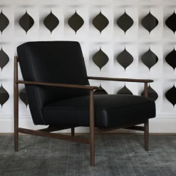 Poltrona Gaia in Pelle Nera*mg12 by Monica Geronimi