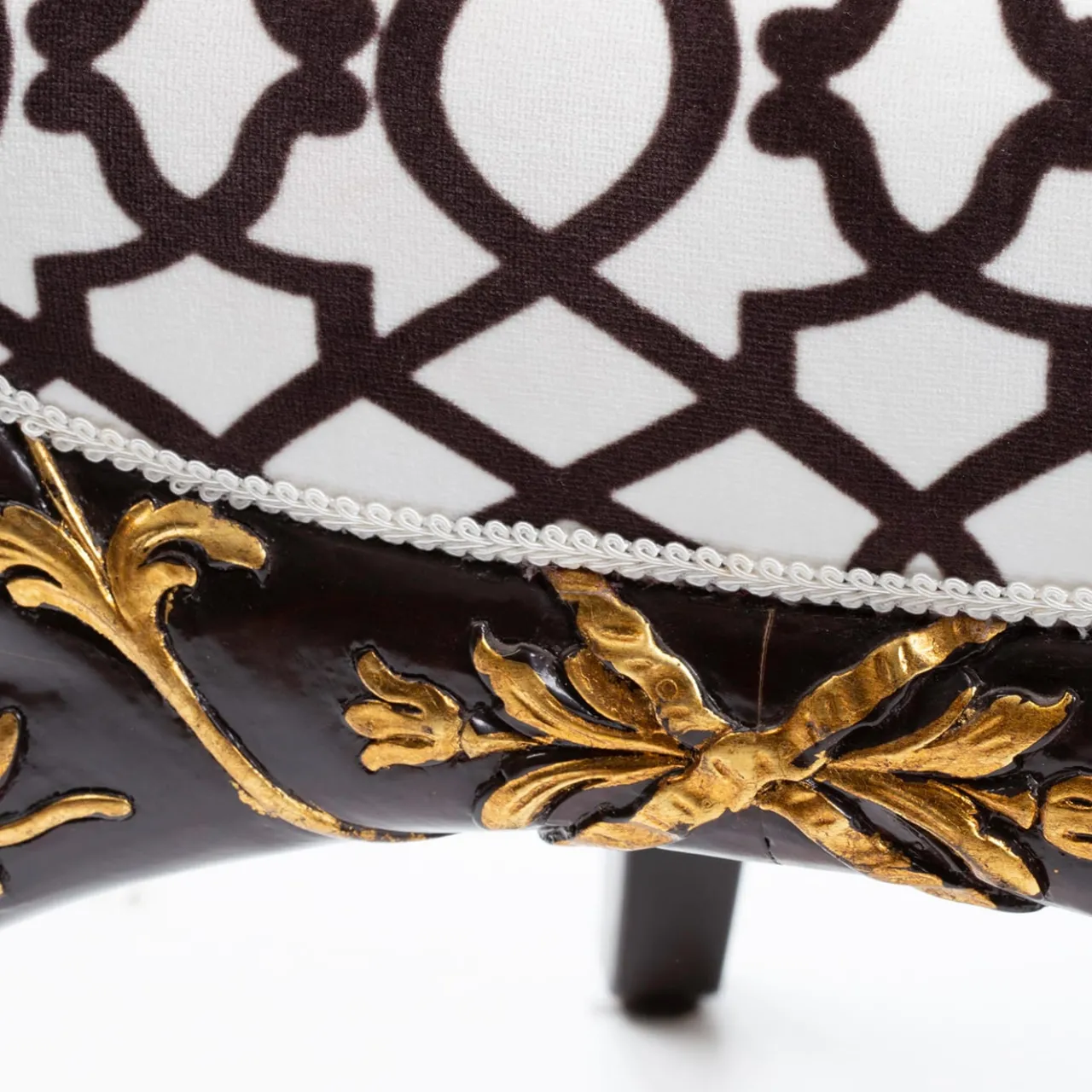 Poltrona gemellare*Hebanon Fratelli Basile - 1830 Sale