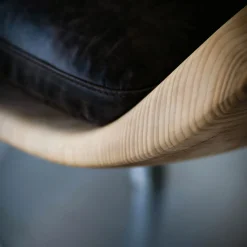 Poltrona girevole Creus in cedro di Pininfarina*Riva 1920 Hot