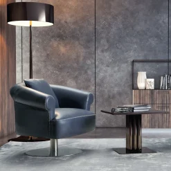 Poltrona girevole Saint Louis*Living Couture Online