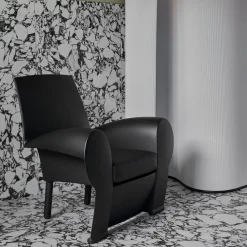 Poltrona nera Richard III di Philippe Starck*Baleri Italia Outlet