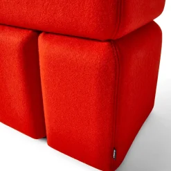 Pouf angolare Red Soft di Linde Freya Tangelder*Cassina Outlet