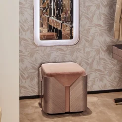 Pouf Brody in velluto e legno*Cafedesart Hot