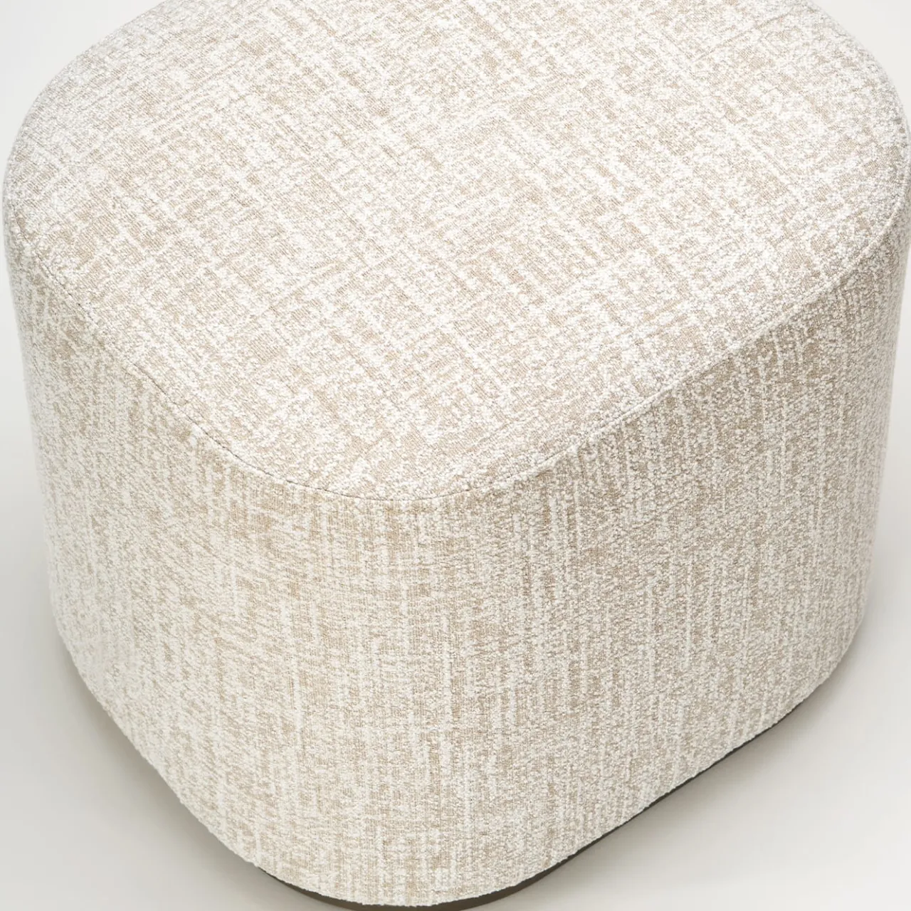POUF EROSIONE CIRO DI CIARMOLI QUEDA STUDIO*UNO Contract Outlet